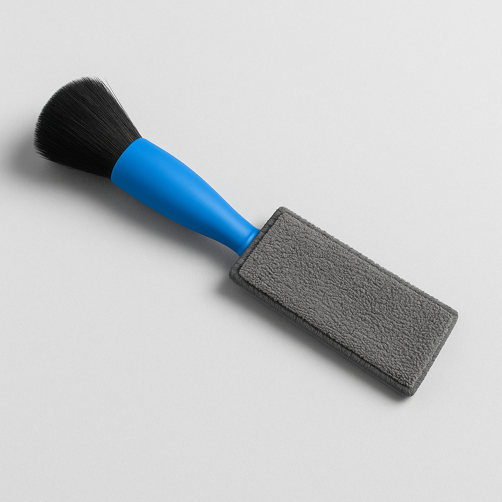 DoubleBRUSH™ Pro – Perie dublă de detailing interior & exterior